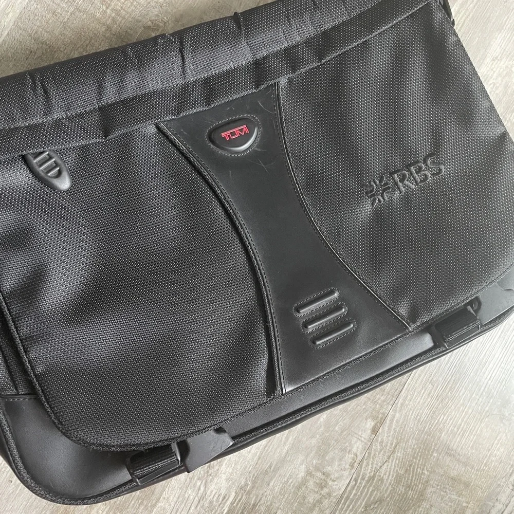 Tumi leather canvas messenger laptop work career work business tech classic
